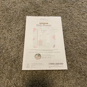 Bliss Collections Daily Planner (6x9inches, 50 tear-off sheets)